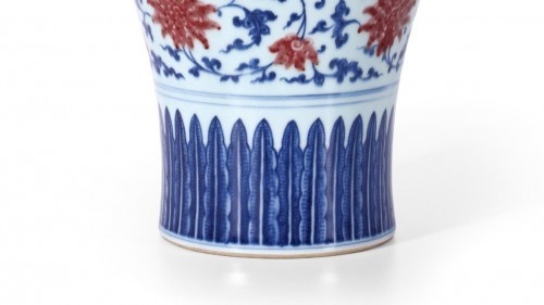 厦门保利春拍王者乾隆青花釉里红梅瓶| 拍卖新闻| THE VALUE | 艺术新闻